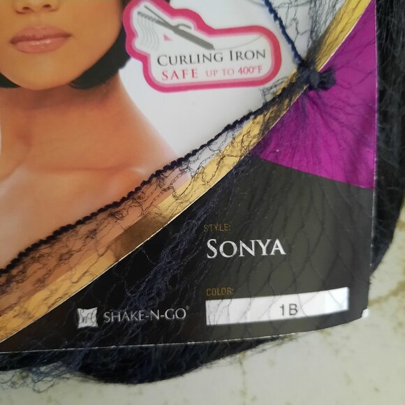 FreeTress Equal Synthetic Lace Front Short Bob Wig SONYA - Black, NWOT! - Picture 4 of 8